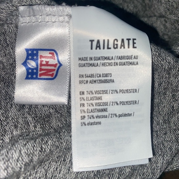 Tailgate Size XS Light Grey Long Sleeve Button Collar Dallas Cowboy Shirt - Picture 2 of 14